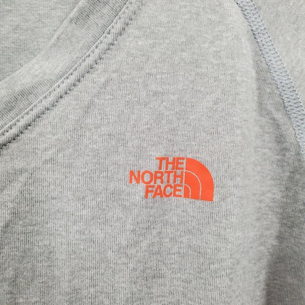 The North Face Moisture Wicking V Neck Short Sleeve Shirt Top Women Size Large - Picture 2 of 9